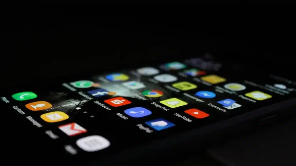 Searching on a mobile phone